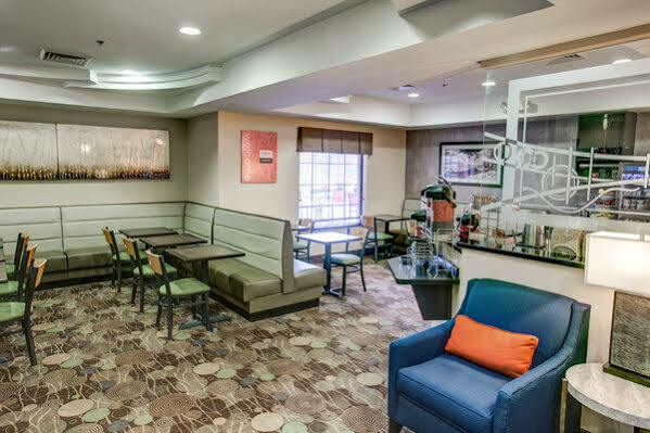 Comfort Pittsburgh Airport Hotel 3*