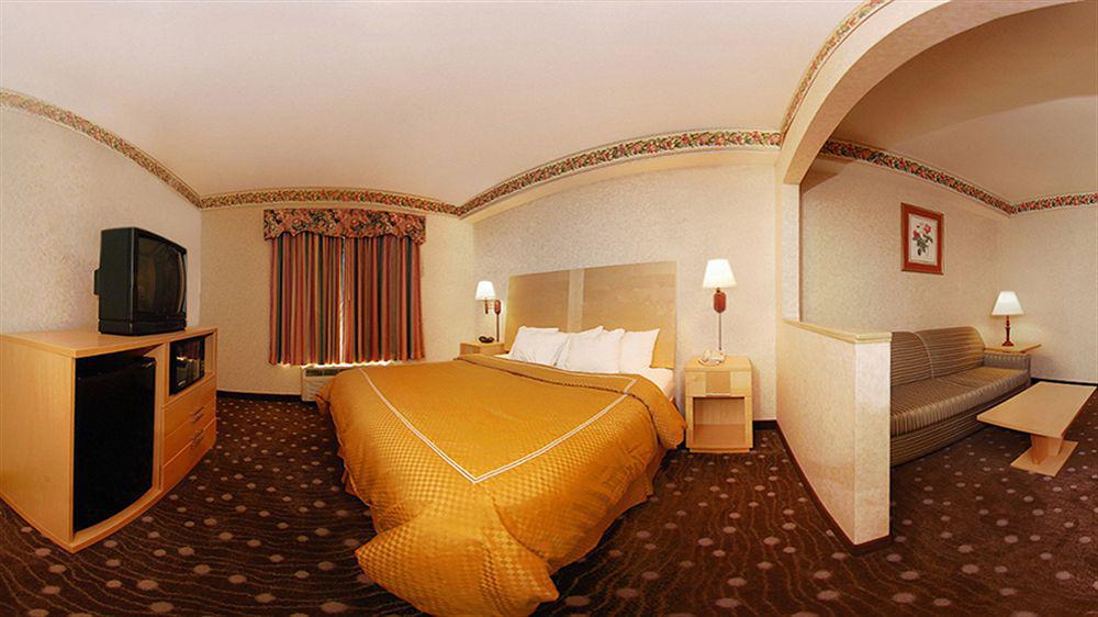 Comfort Pittsburgh Airport Robinson Township